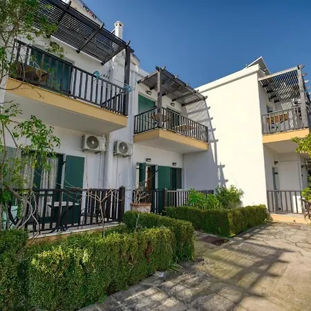 Elysian Garden Apartment *